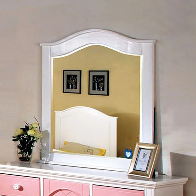 Aila Collection