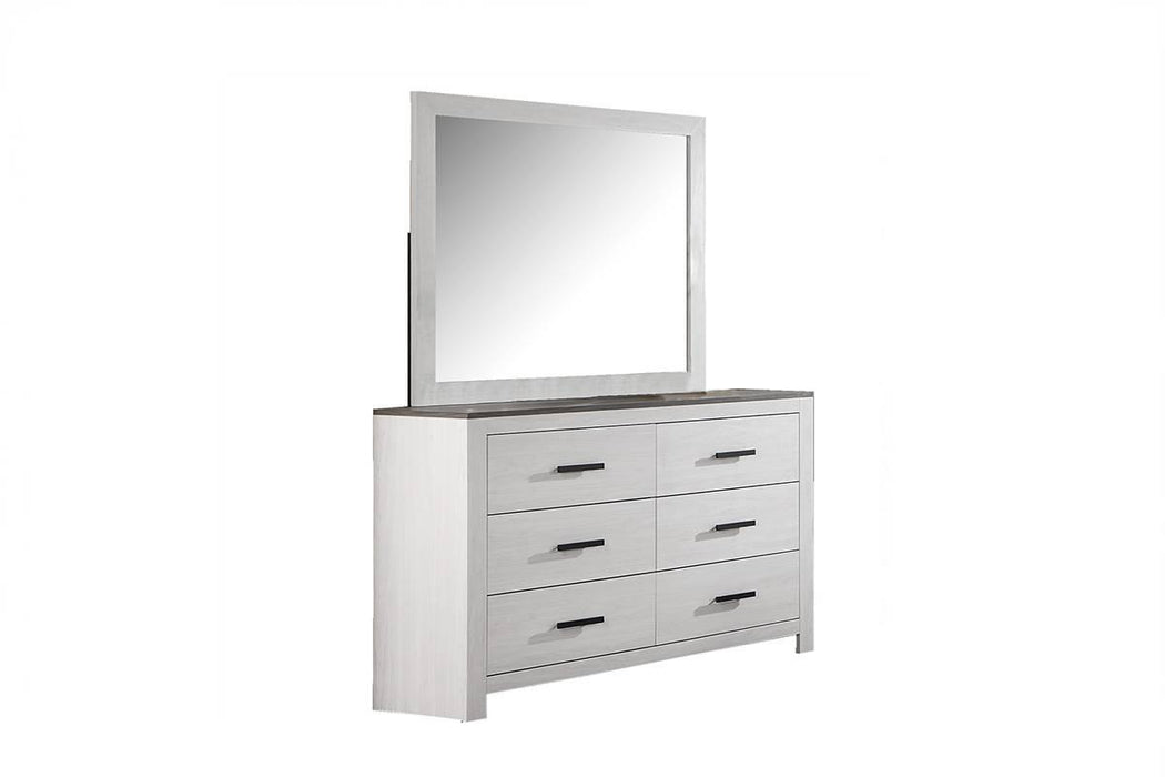 Chuint Mirror in Whitewash