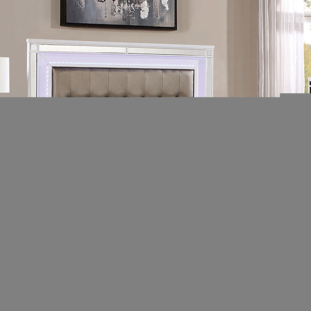 Brachium Queen Bedroom Set Silver