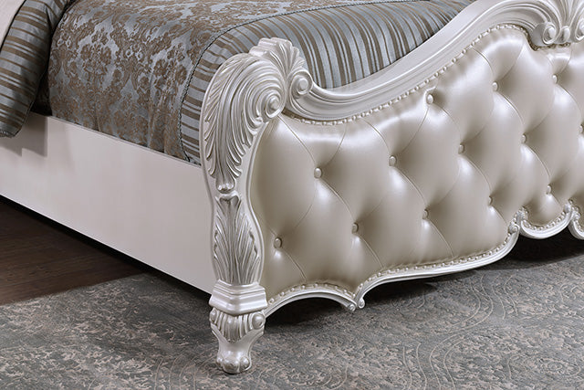 Ventresca E.King & Queen Bed White & Chrome